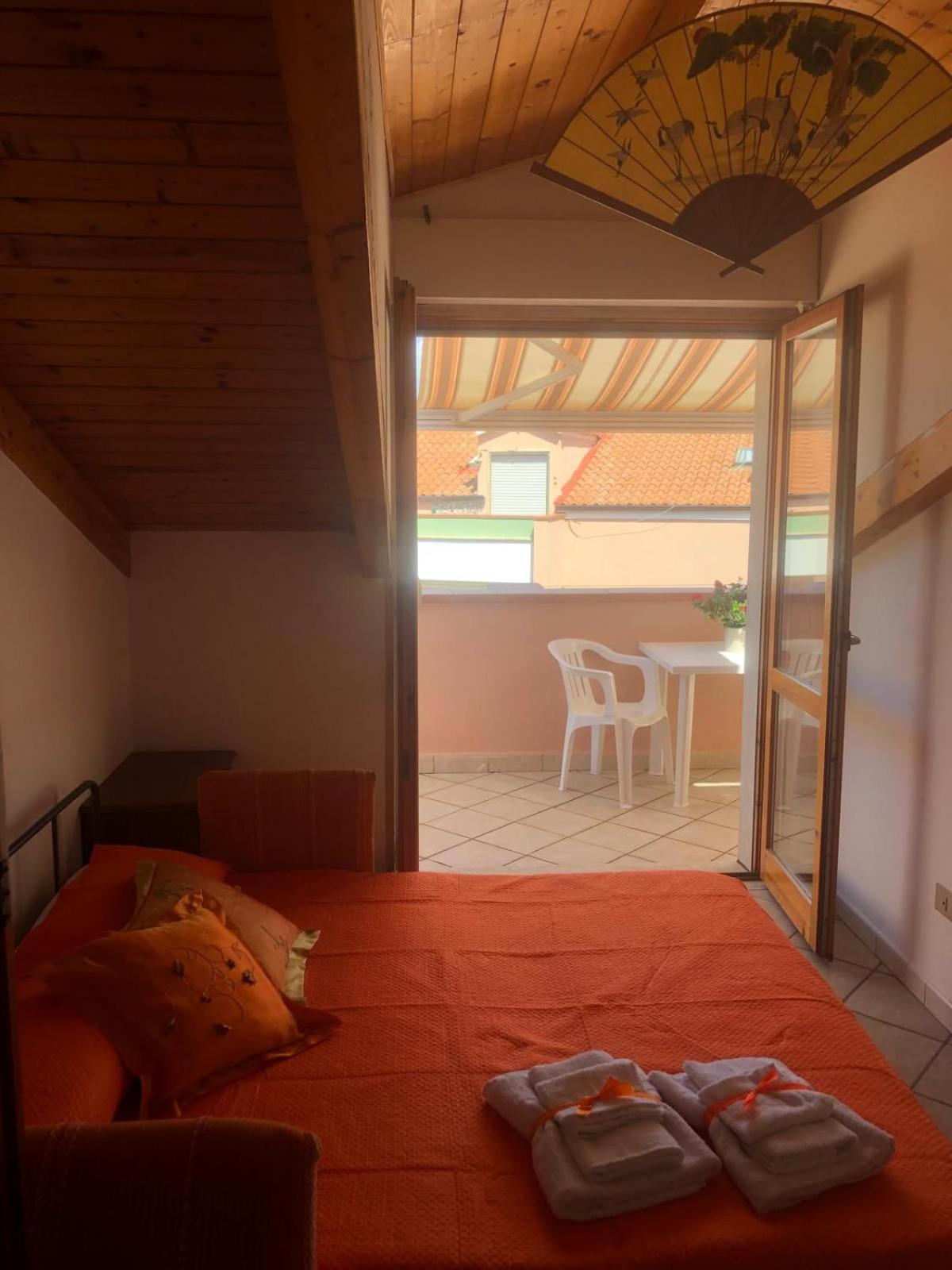 Casa Nando Relax E Comfort Home Ascea Esterno foto